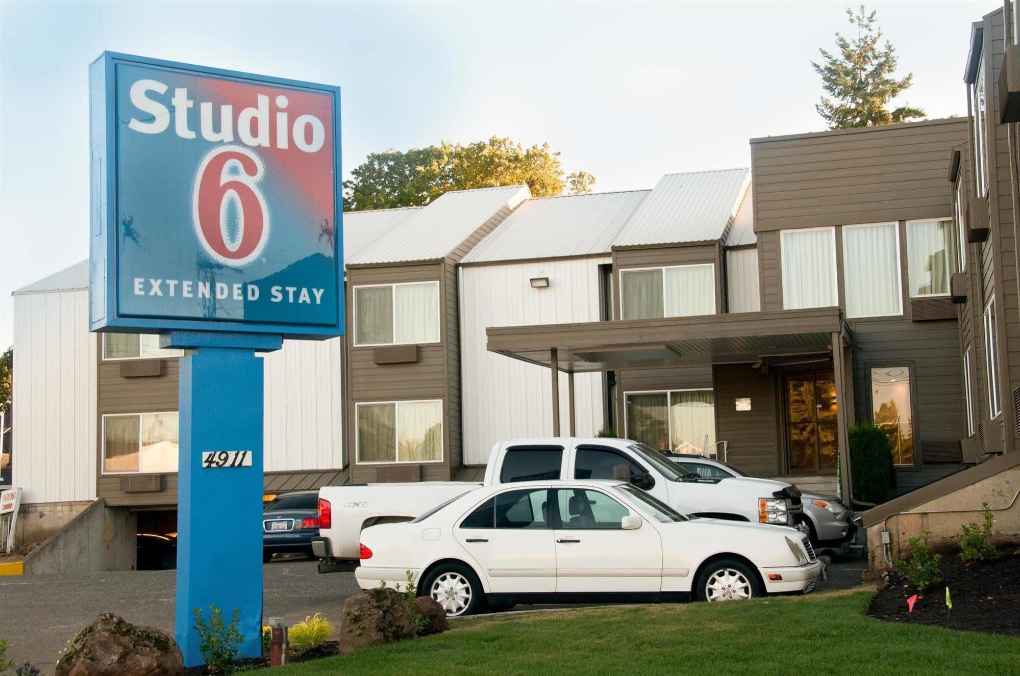 Studio 6-Portland, Or Buitenkant foto